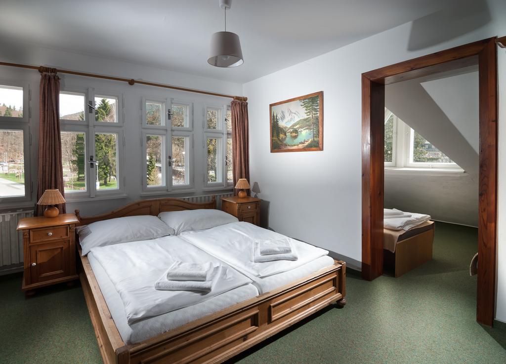 Depandance Villa Hubertus Spindleruv Mlyn Exterior photo