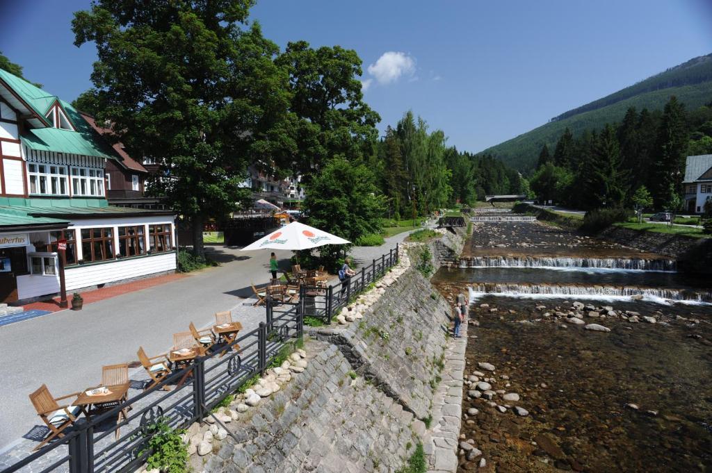 Depandance Villa Hubertus Spindleruv Mlyn Exterior photo